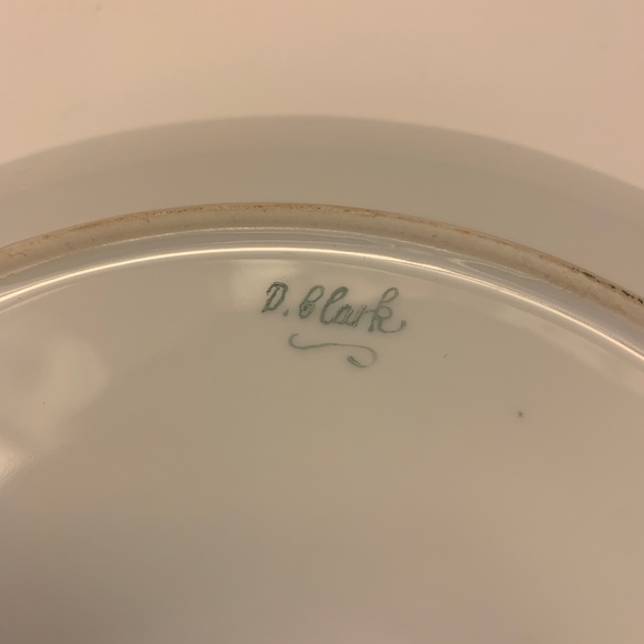 2 tier cakestand:Vintage English bone china - Picture 6 of 7